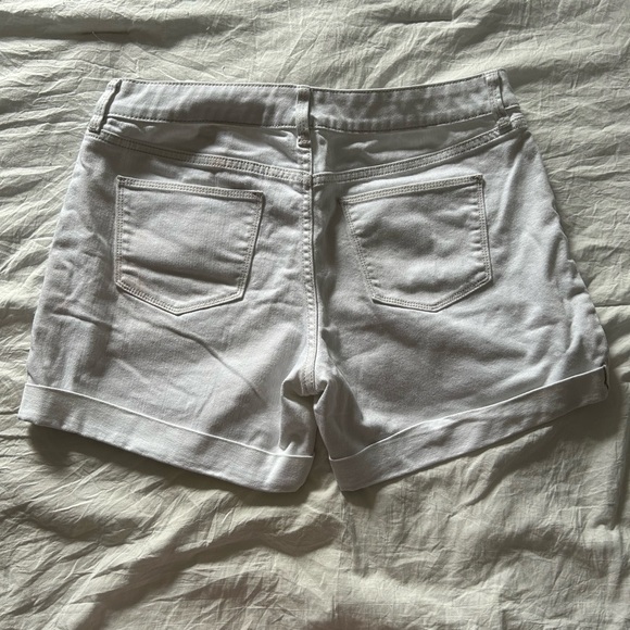 The Limited Shorts - Picture 2 of 3